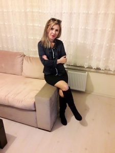 taş gibi Gerçek Fotoğraflı Ayda
