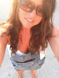 Kurtköy Gecelik Otelde götten verdiren Escort Bayan Candaş  